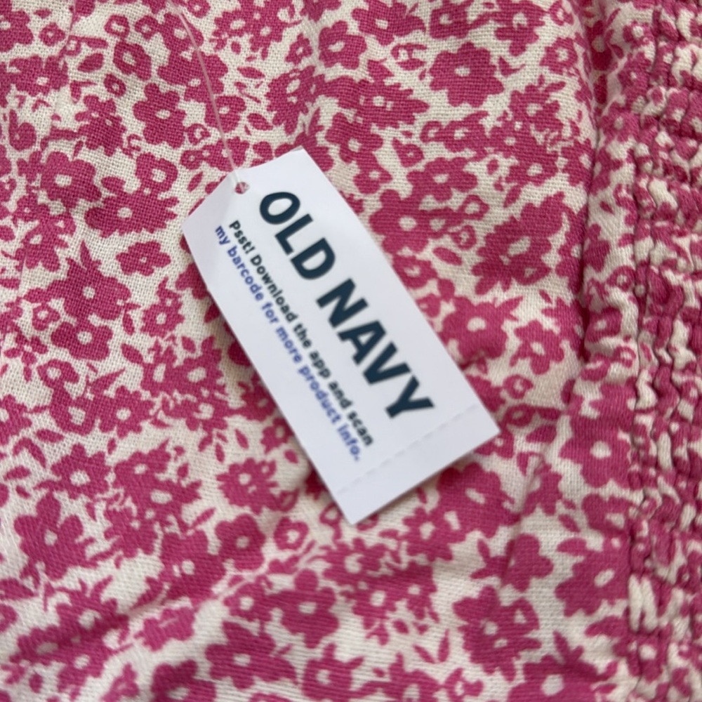 Old Navy Large Pink & White Floral Sleeveless Dress
NWT - Picture 4 of 4